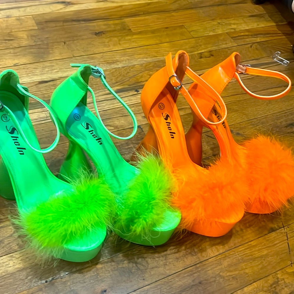 2 pairs of heeled Fluff Sandals